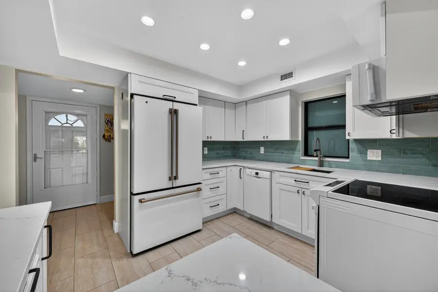 149 NW 70th Street #204 A, Boca Raton, FL 33487 - Image #3