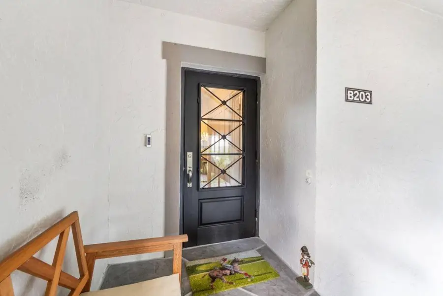 11267 Pond View Drive #B203, Wellington, FL 33414 - Image #3