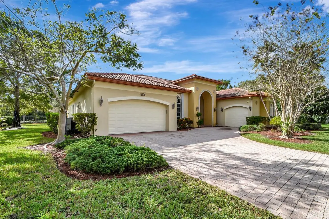8123 Woodslanding Trail, West Palm Beach, FL 33411 - Image #1