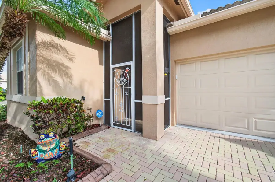 9523 Sandpiper Lane, West Palm Beach, FL 33411 - Image #3