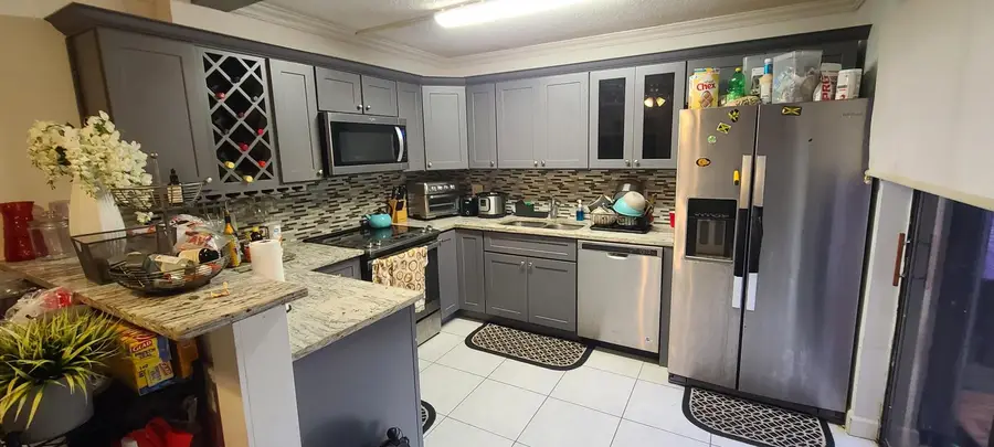 62 Lake Arbor Drive, Palm Springs, FL 33461 - Image #2