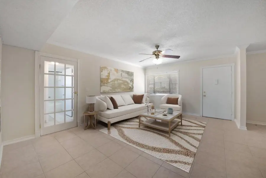 5310 Las Verdes Circle #118, Delray Beach, FL 33484 - Image #2