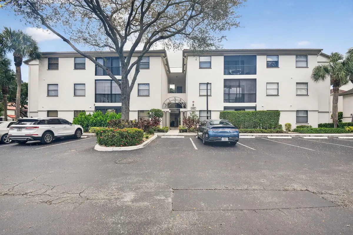 5157 Floria Way #R, Boynton Beach, FL 33437 - Image #1