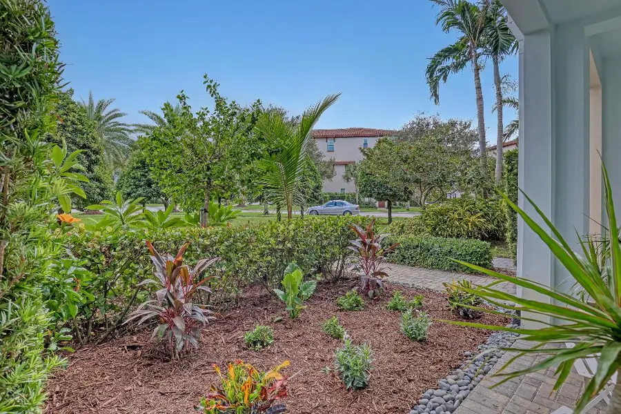 7091 Edison Place, Palm Beach Gardens, FL 33418 - Image #3