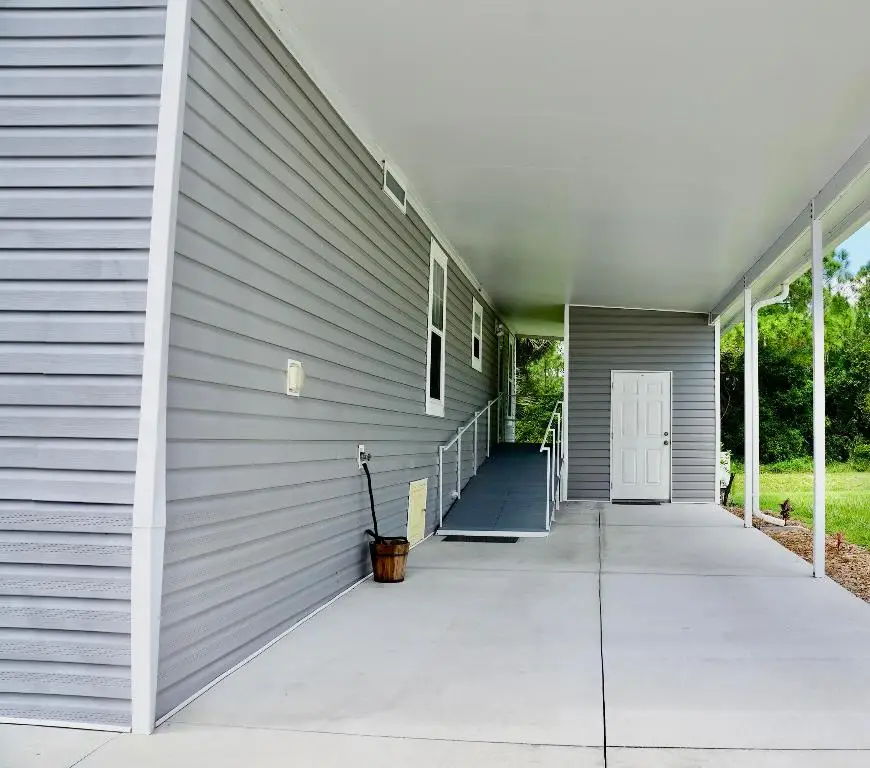 1114 Friendship Drive, Vero Beach, FL 32966 - Image #3