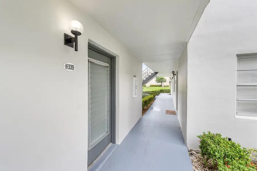 339 Normandy H, Delray Beach, FL 33484 - Image #2