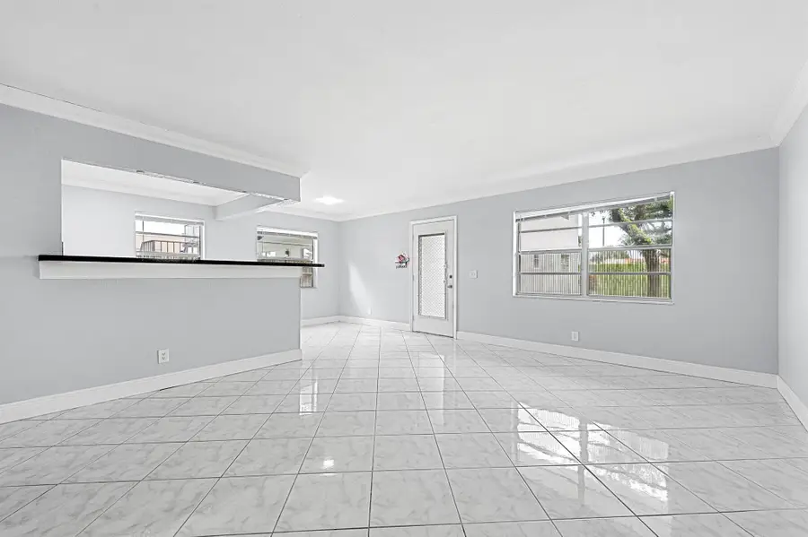 339 Normandy H, Delray Beach, FL 33484 - Image #3