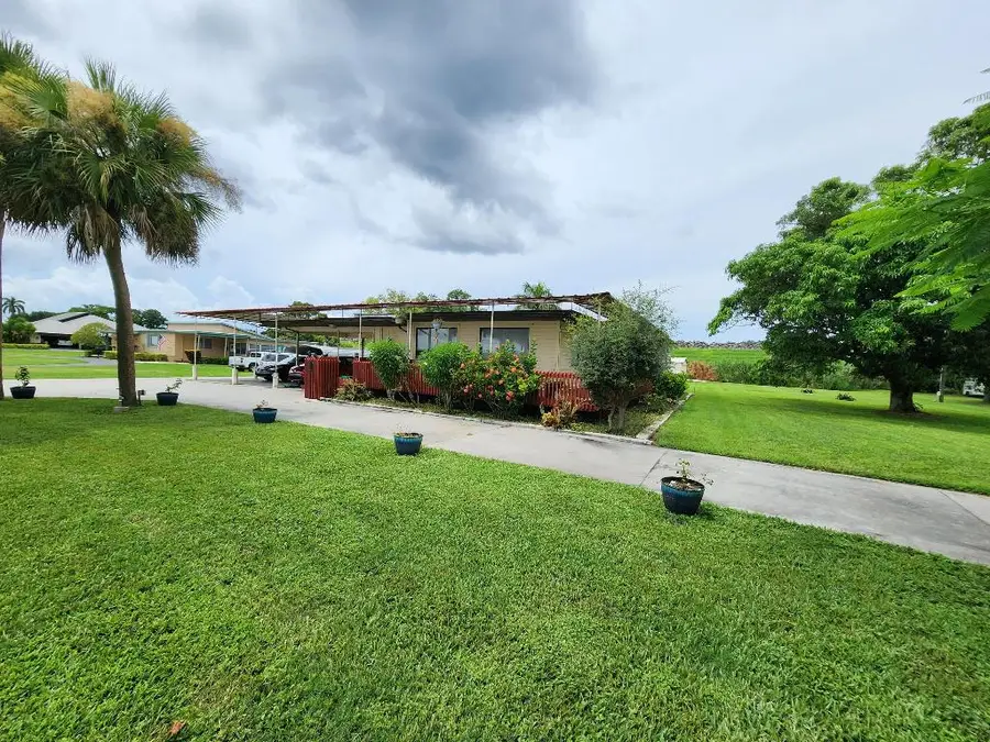 2727 Bacom Point Road, Pahokee, FL 33476 - Image #2