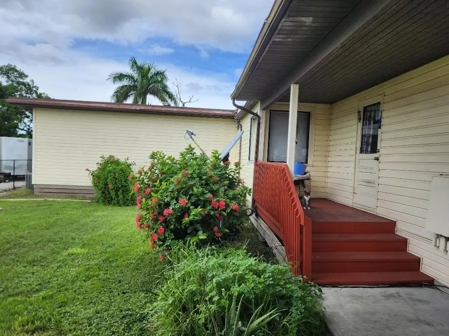 2727 Bacom Point Road, Pahokee, FL 33476 - Image #3