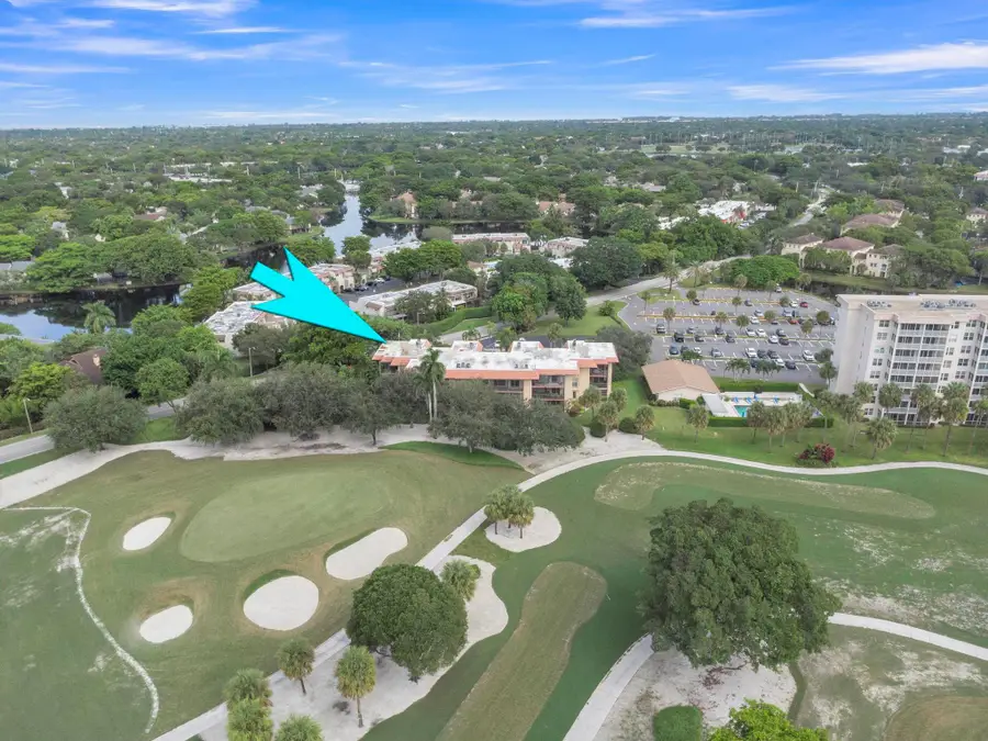 200 Jacaranda Country Club Drive #3c, Plantation, FL 33324 - Image #2