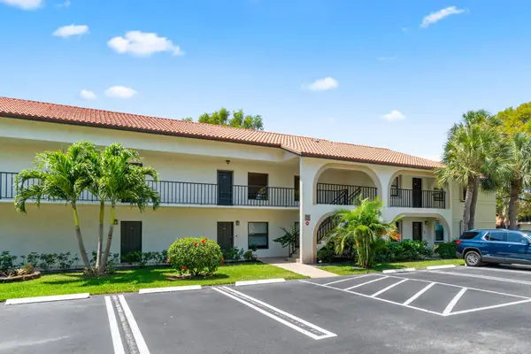 3 Via De Casas Sur #204, Boynton Beach, FL 33426