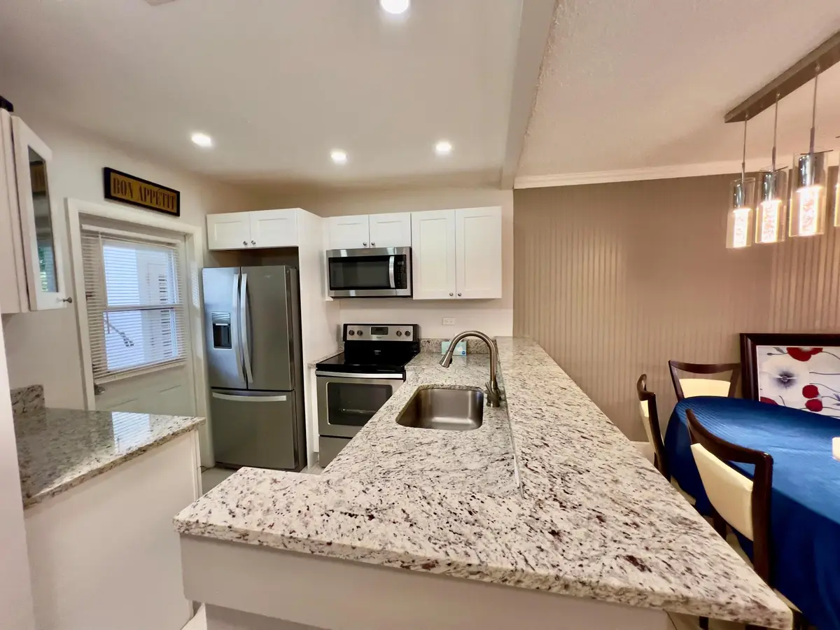 3500 NW 48th Avenue #402, Lauderdale Lakes, FL 33319 - Image #1