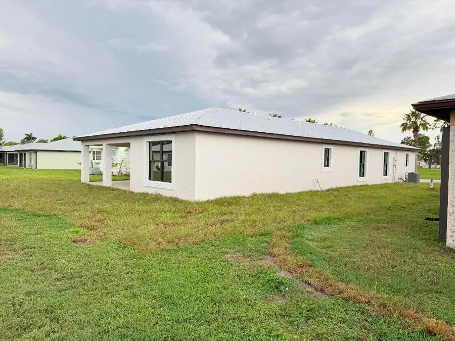 44 Silver Oak Drive, Port Saint Lucie, FL 34952 - #3