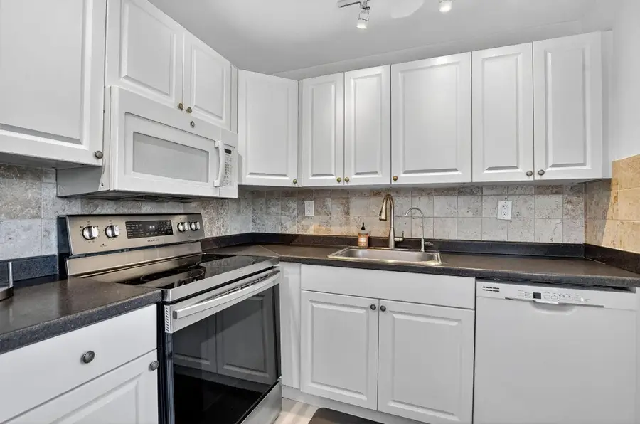 739 Normandy P, Delray Beach, FL 33484 - Image #2