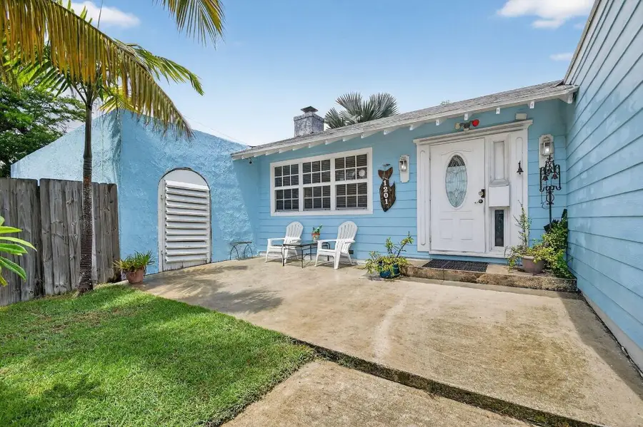 1201 N Ocean Breeze, Lake Worth Beach, FL 33460 - Image #2