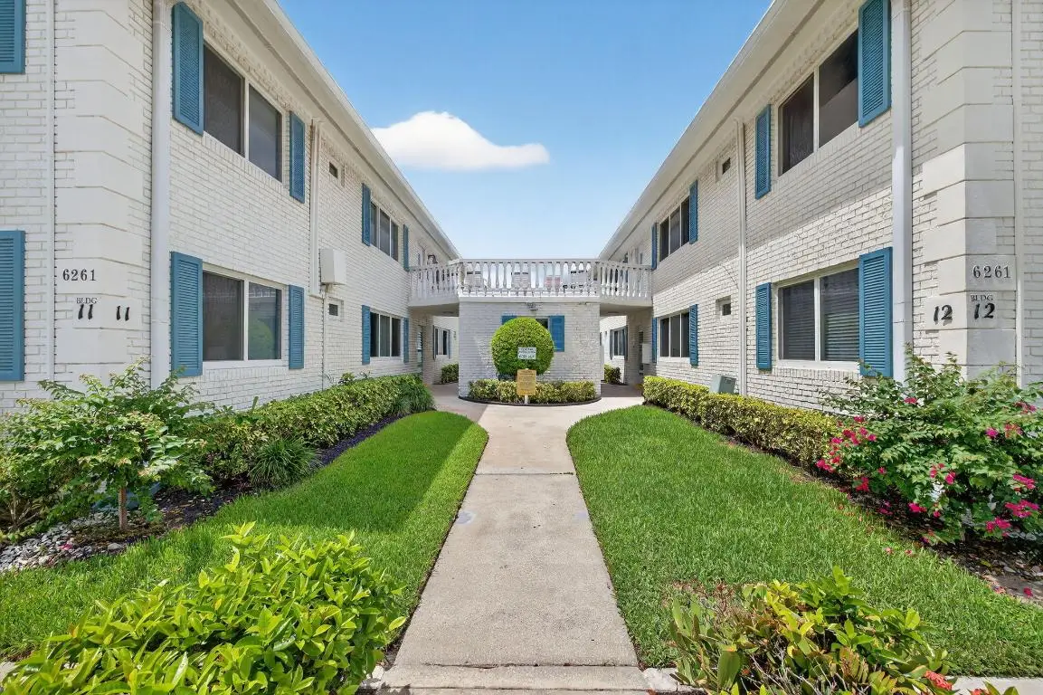 6261 NE 19th Avenue #1210, Fort Lauderdale, FL 33308 - Image #1