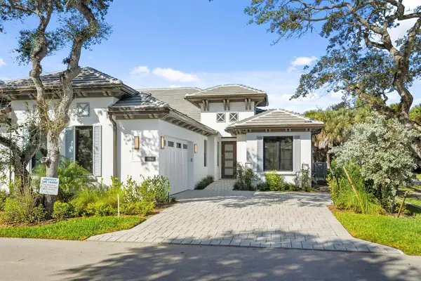 1988 Frosted Turquoise Way, Vero Beach, FL 32963