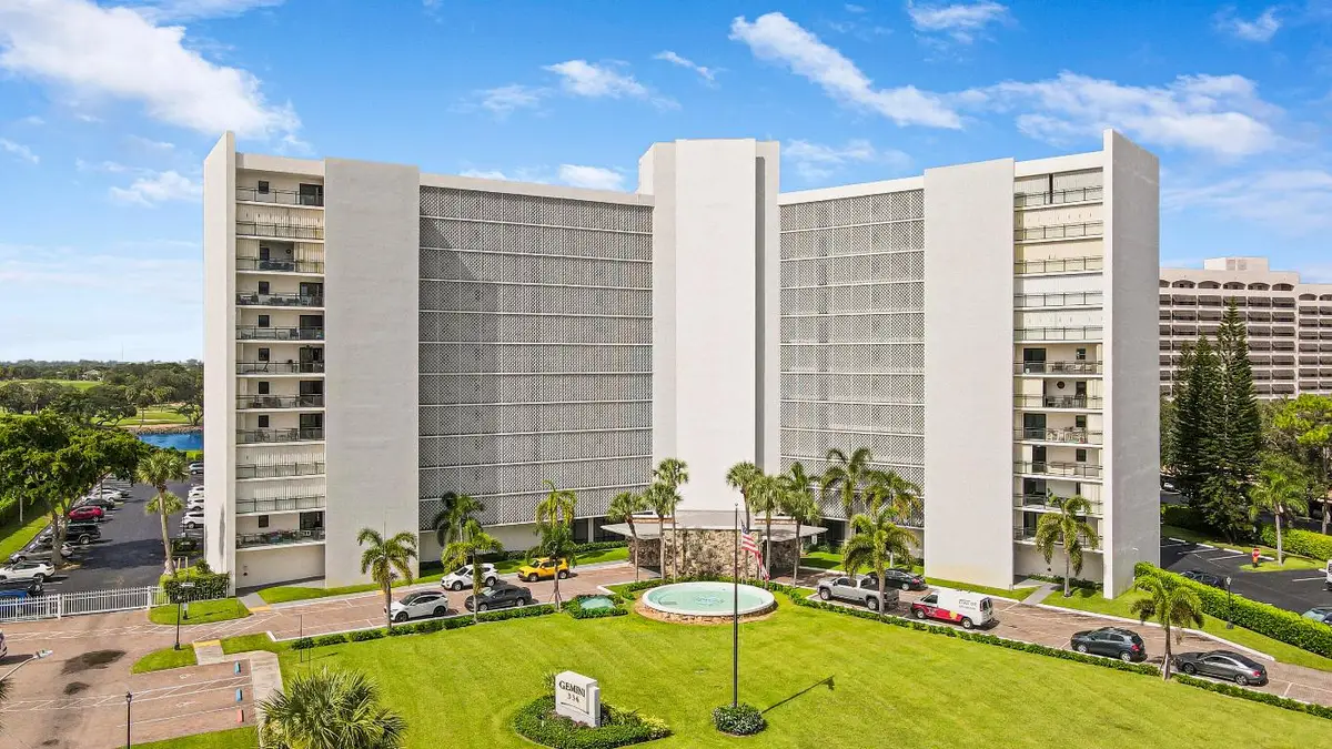 336 Golfview Road #1016, North Palm Beach, FL 33408 - Image #1
