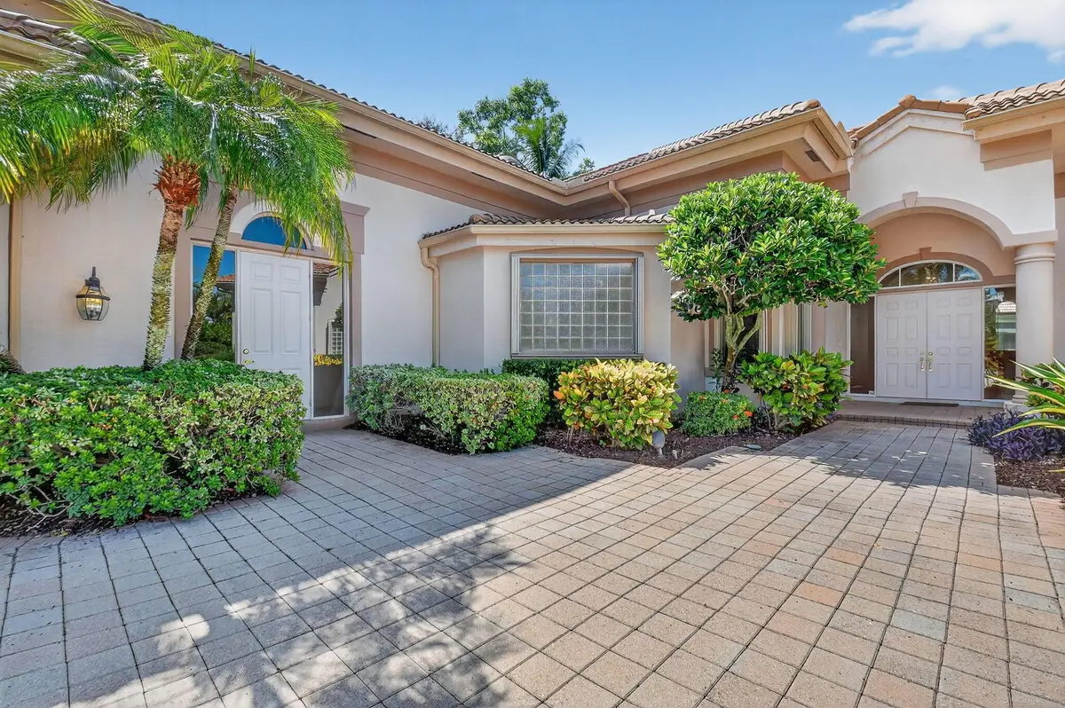 2525 Seminole Circle, West Palm Beach, FL 33409 - Image #1