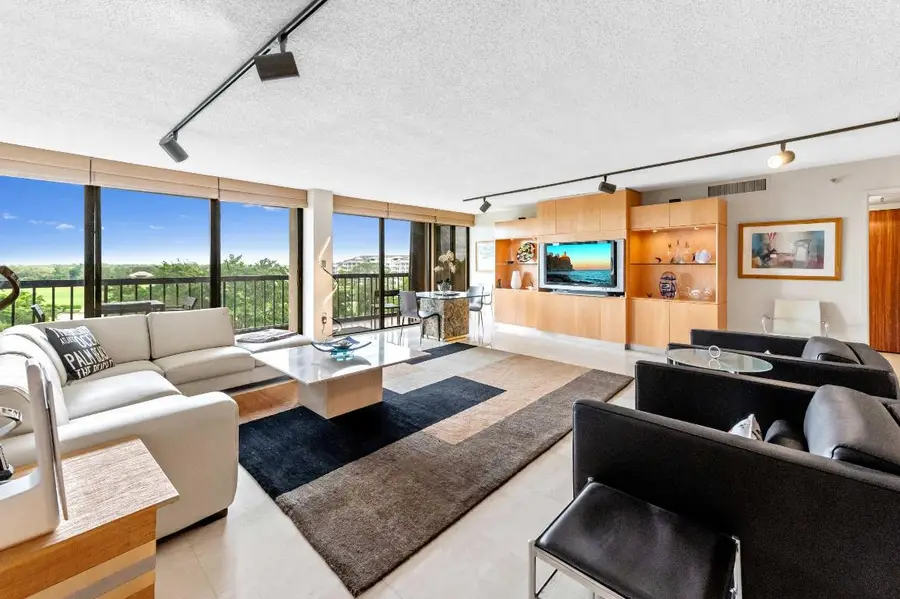 2480 Presidential Way #603, West Palm Beach, FL 33401 - Image #2