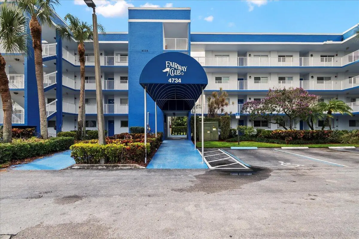 4734 Lucerne Lakes Boulevard E #302, Lake Worth, FL 33467 - Image #1