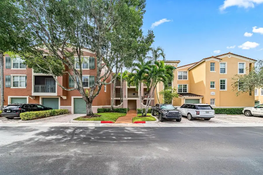 11720 Saint Andrews Place #308, Wellington, FL 33414 - Image #2