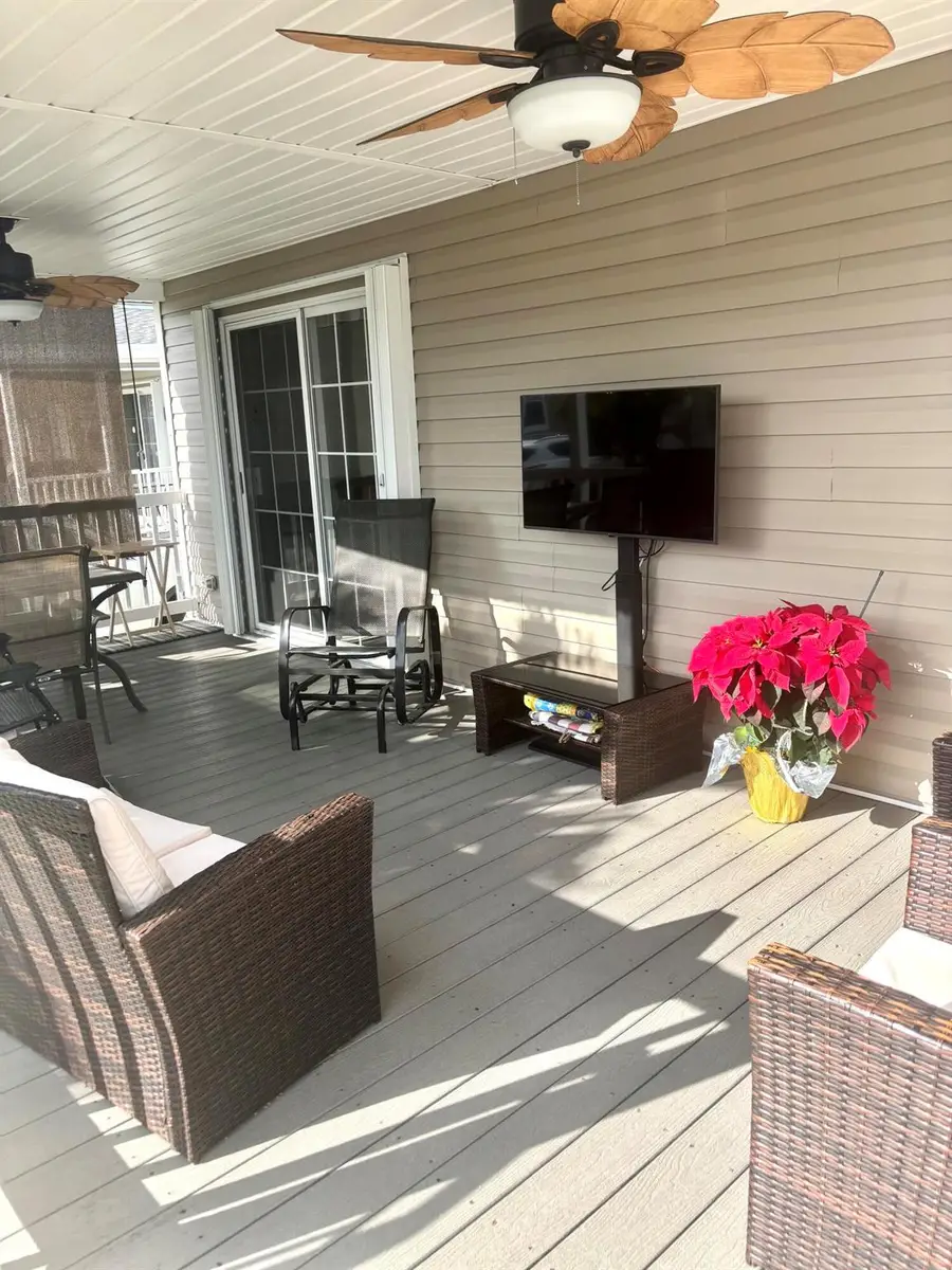 1309 W Bougainvillea Drive, Deerfield Beach, FL 33442 - Image #2