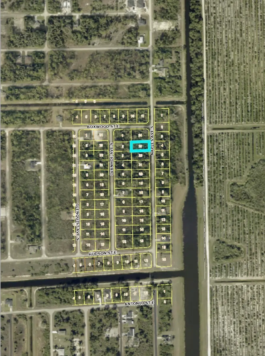 636 Naples Avenue S, Lehigh Acres, FL 33974 - #2