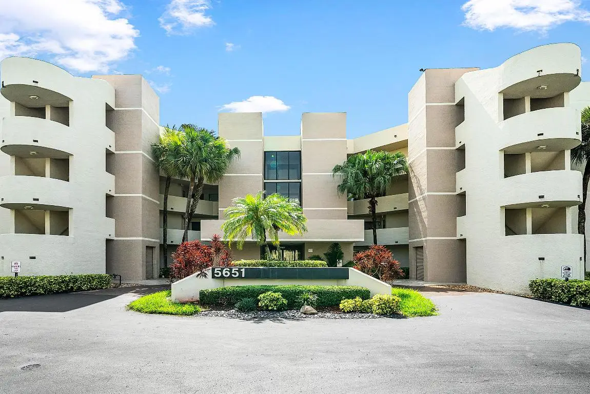 5651 Camino Del Sol #102, Boca Raton, FL 33433 - Image #1