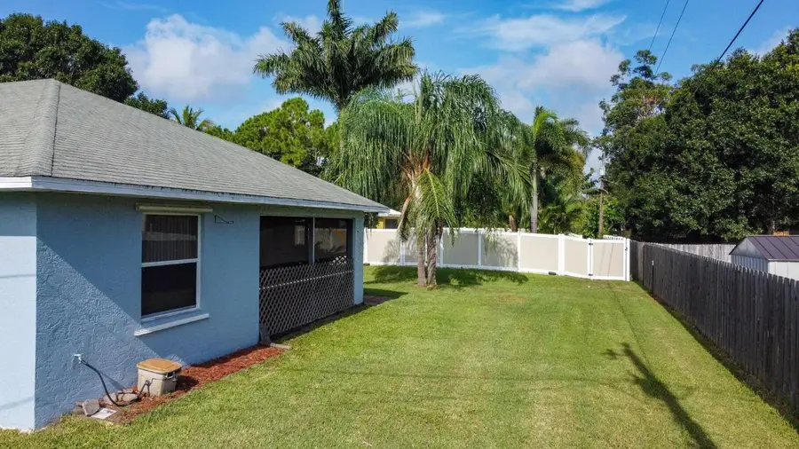 359 SW Duxbury Avenue, Port Saint Lucie, FL 34983 - Image #3