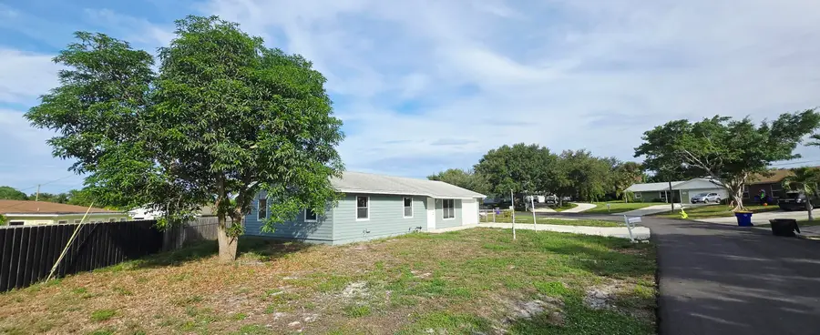 2331 NE 15th Court, Jensen Beach, FL 34957 - #2