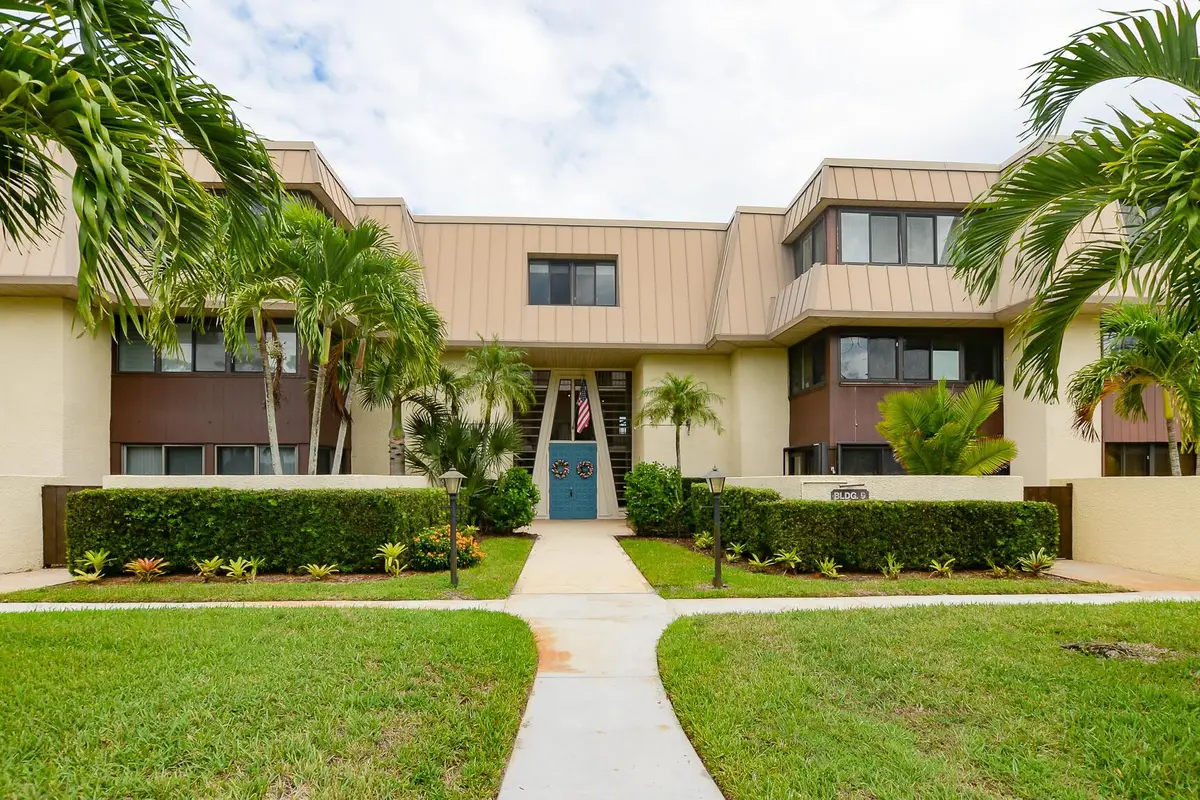 1800 SE Saint Lucie Boulevard #9-305, Stuart, FL 34996 - Image #1