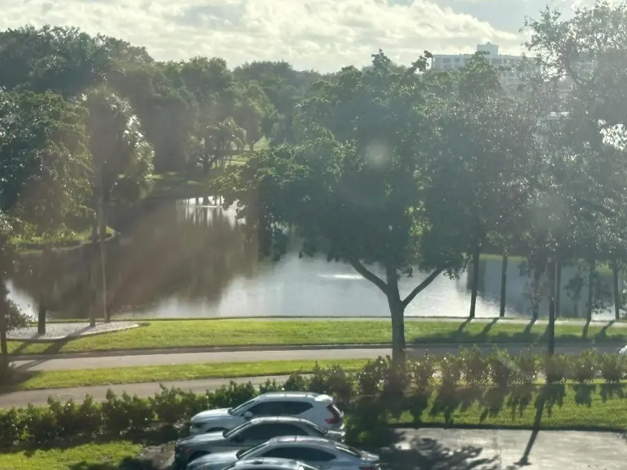 7847 Lakeside Boulevard #1042, Boca Raton, FL 33434 - Image #2