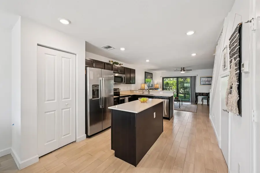 5025 Genove Place, Riviera Beach, FL 33410 - Image #3