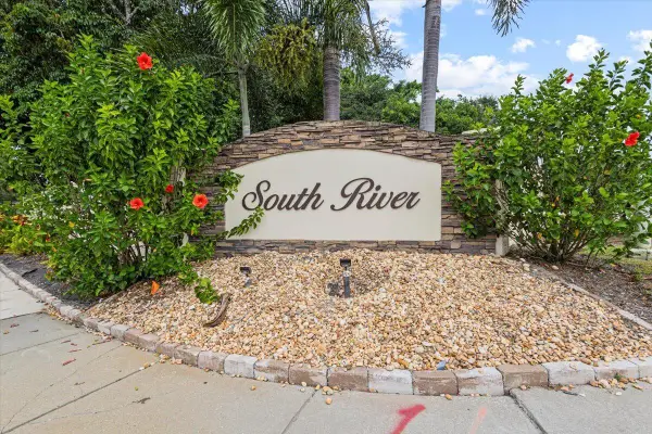 511 SW South River Drive #103, Stuart, FL 34997
