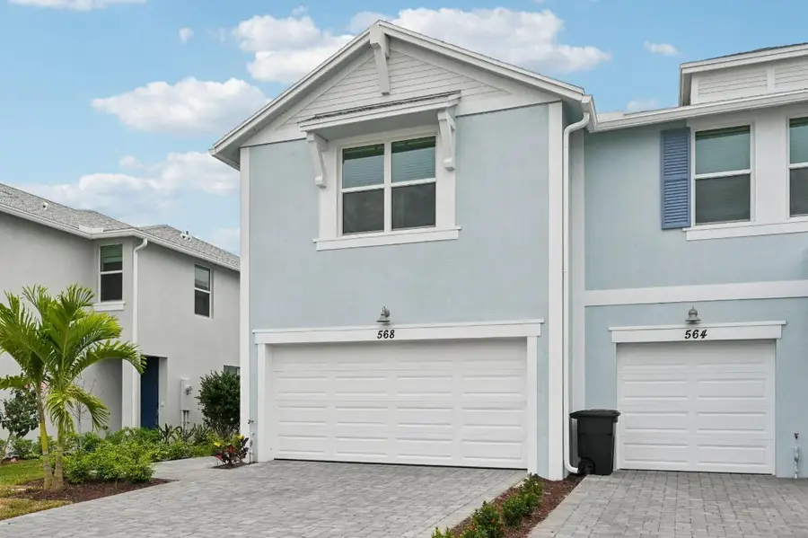 568 Salisbury Circle, Fort Pierce, FL 34982 - Image #2