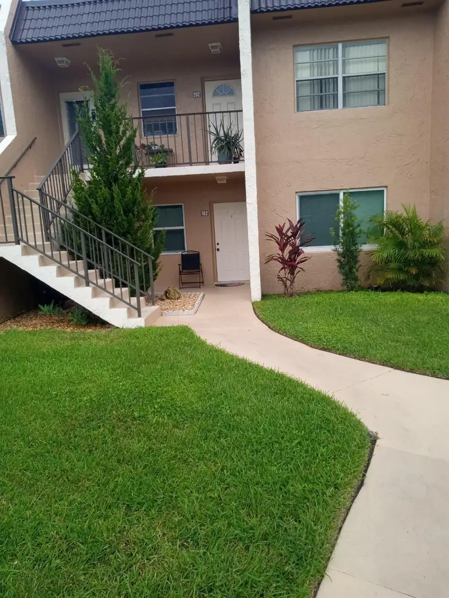 100 Lake Meryl Drive #102, West Palm Beach, FL 33411 - Image #2