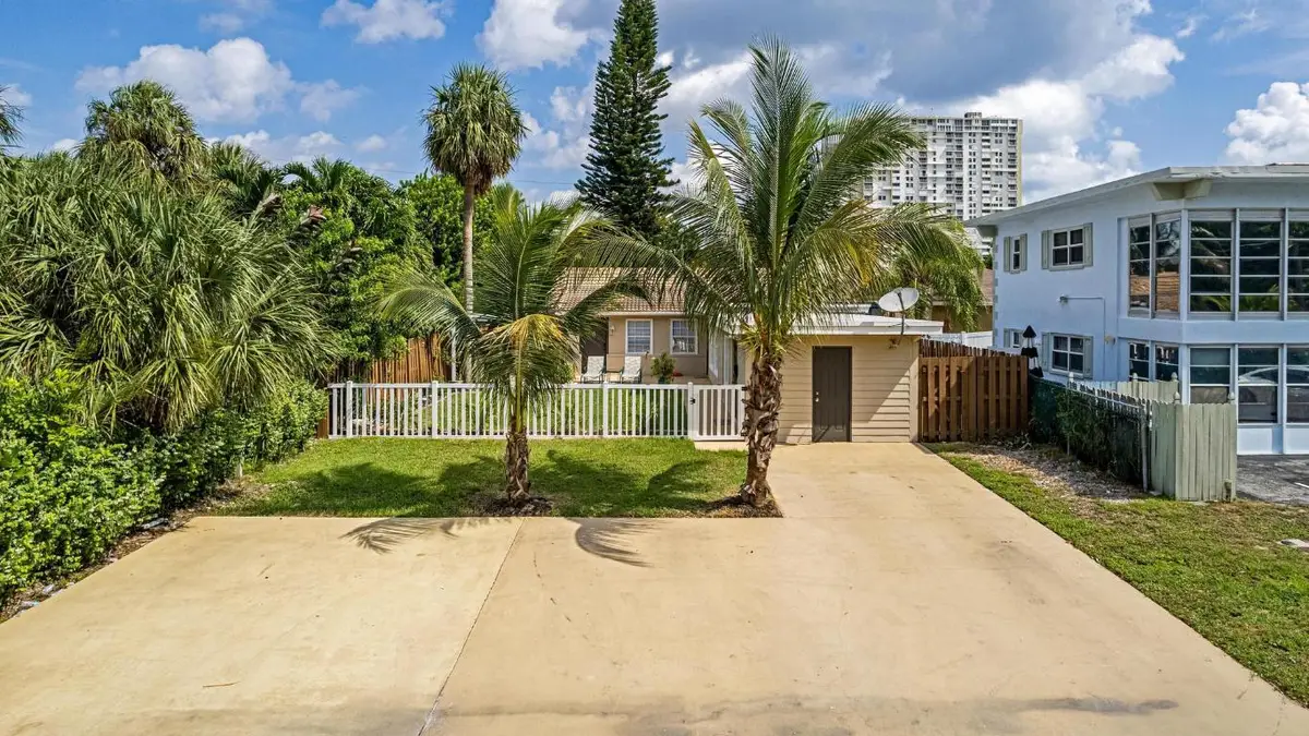 3311 SE 6 Street, Pompano Beach, FL 33062 - Image #1