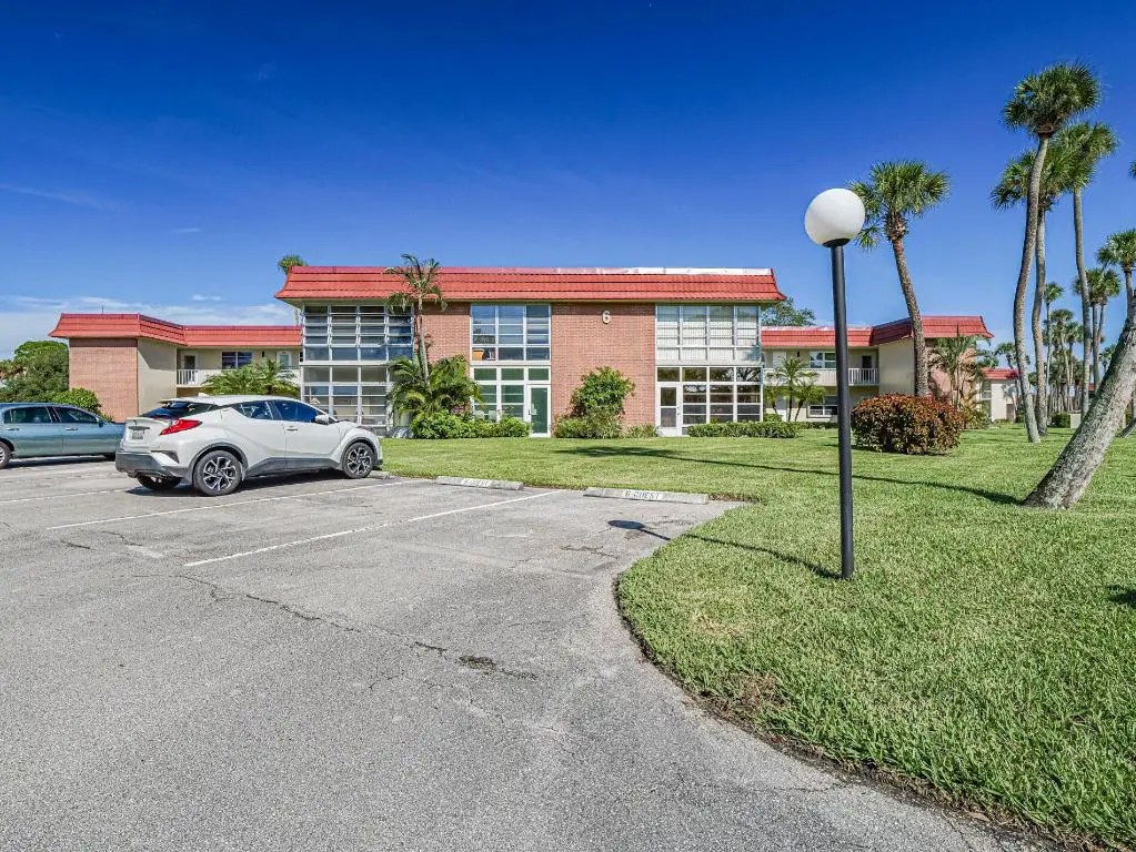 6 Vista Palm Lane #202, Vero Beach, FL 32962 - Image #1