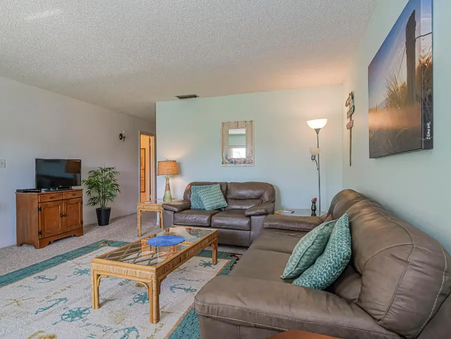 6 Vista Palm Lane #202, Vero Beach, FL 32962 - Image #3