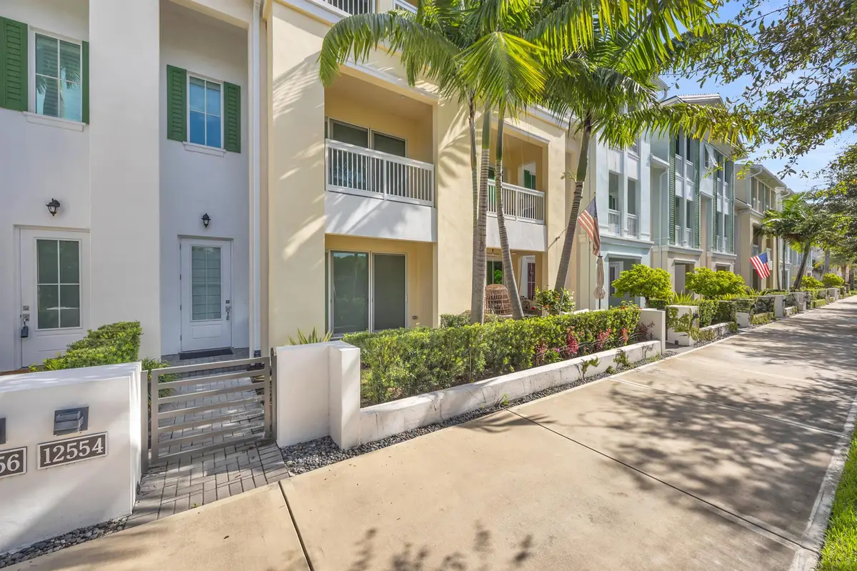 12554 Gross Pointe Drive, Palm Beach Gardens, FL 33418 - Image #1