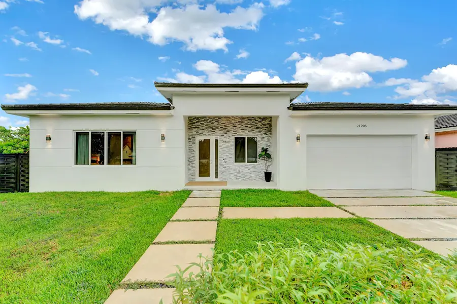 21205 Ingraham Ave Road, Cutler Bay, FL 33189 - Image #2