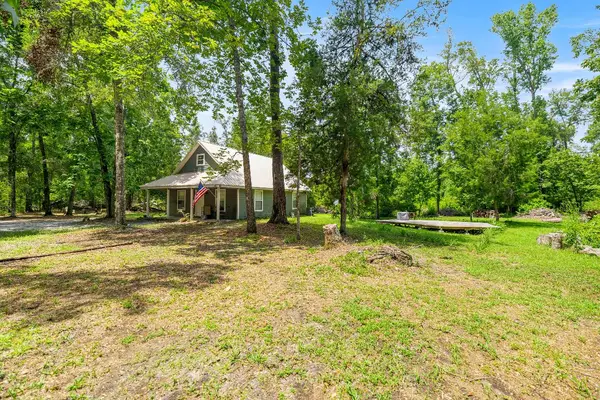 694 SW Quarter Lane, Fort White, FL 32038