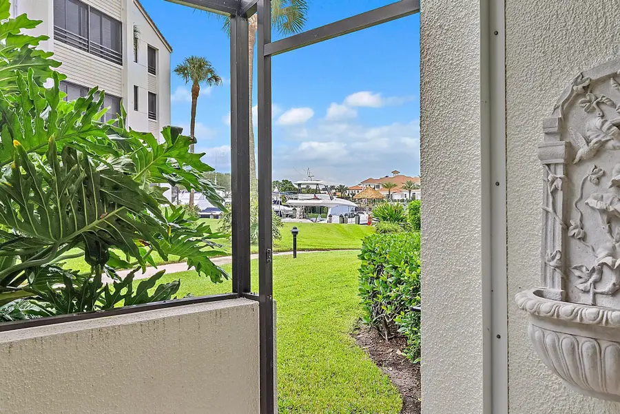 811 Oak Harbour Drive, Juno Beach, FL 33408 - Image #3