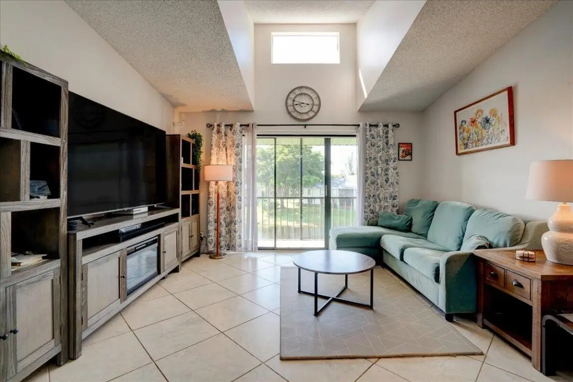 3606 Alder Drive #E3, West Palm Beach, FL 33417 - Image #1