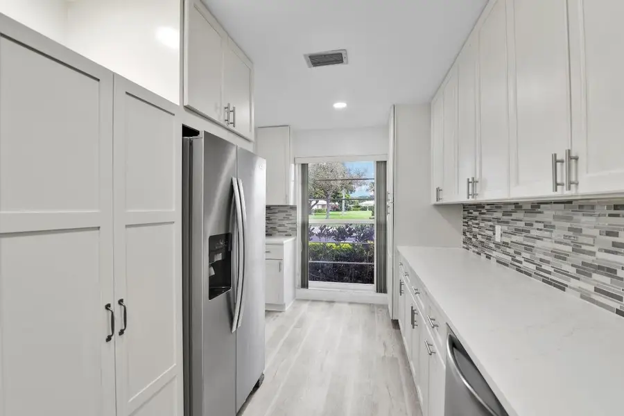 8844 Belle Aire Dr Drive #224, Boca Raton, FL 33433 - Image #3