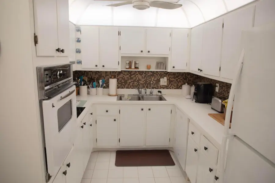 2886 Fernley Drive E #79, West Palm Beach, FL 33415 - Image #2