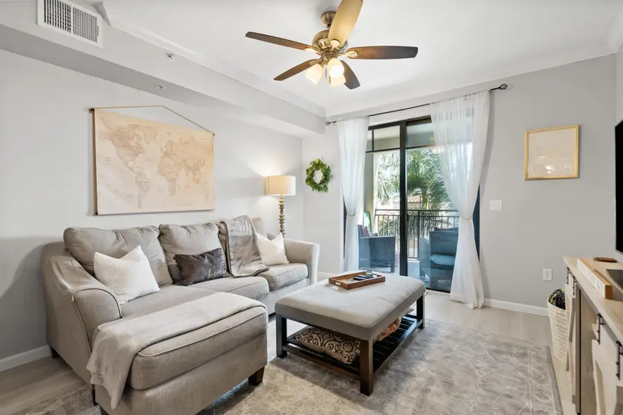 4883 Pga Boulevard #305, Palm Beach Gardens, FL 33418 - Image #3