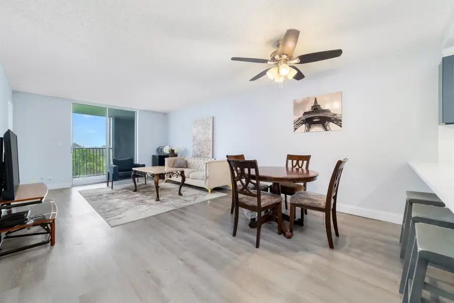 5301 NW 2nd Avenue #Ph-E, Boca Raton, FL 33487 - Image #3