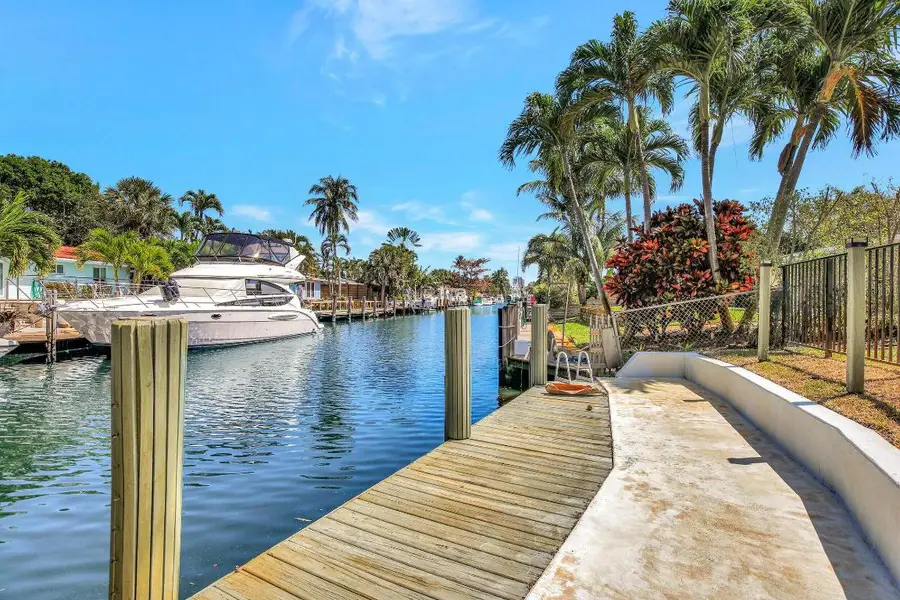 1733 SW 5th Court, Fort Lauderdale, FL 33312 - Image #2